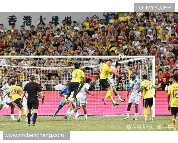 足球巨星瞬间失控场面集锦 盘点球场上意外爆发的极限瞬间